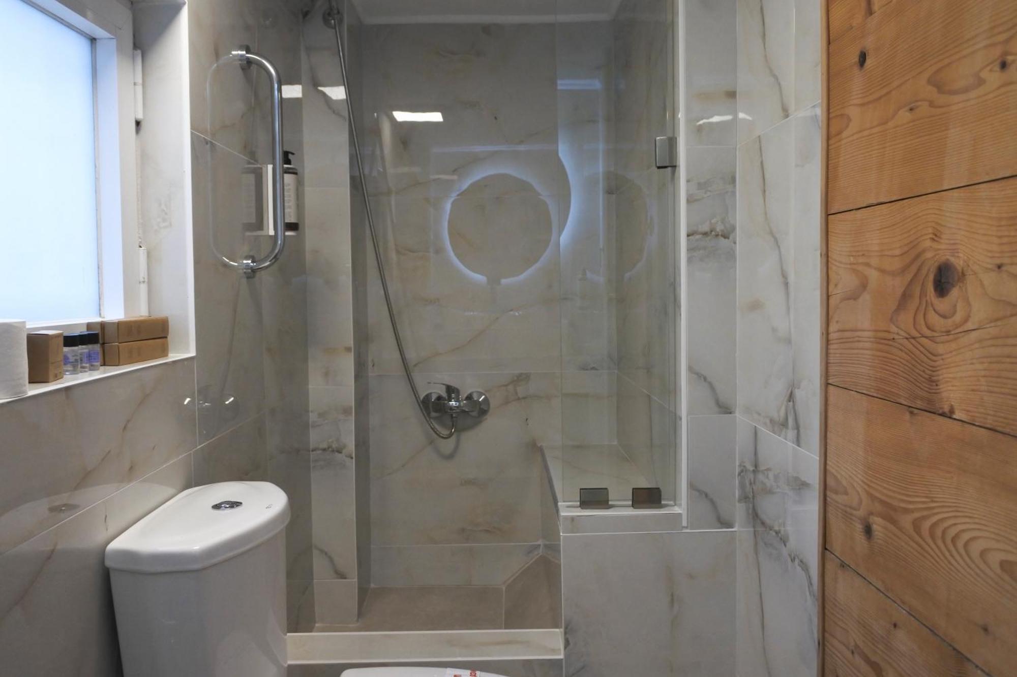 Doliva John Private Jacuzzi Διαμέρισμα